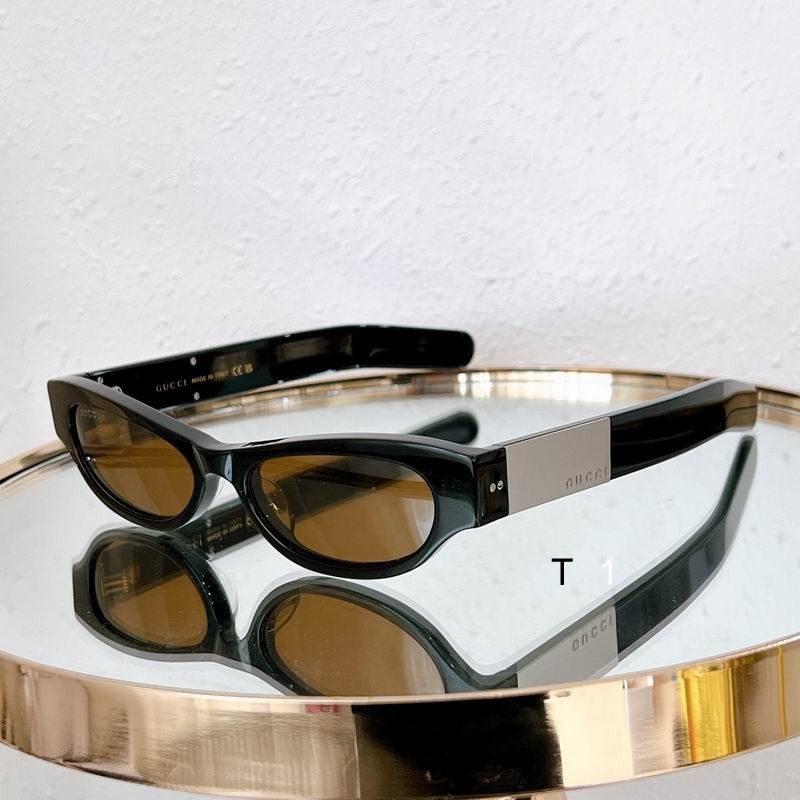 Gucci Sunglasses 635